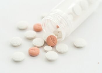 Haarausfall stoppen: Medikamente im Überblick
